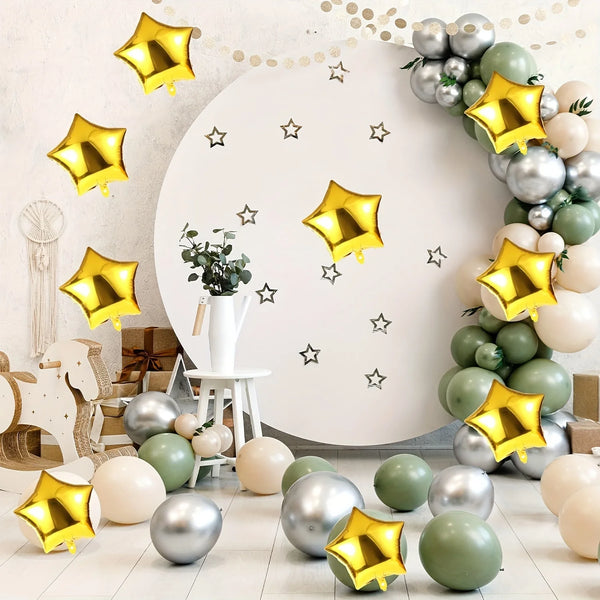 KidsFam eight-piece gold star foil balloon set in two sizes